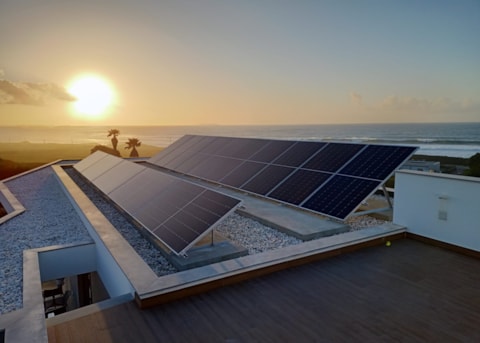 UPAC 8KW PHOTOVOLTAIC + 10KWH BATTERY